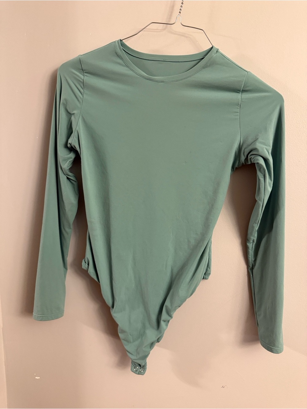 Auden Luxury Collection Sage Green Long Sleeve Stretch Bodysuit Medium